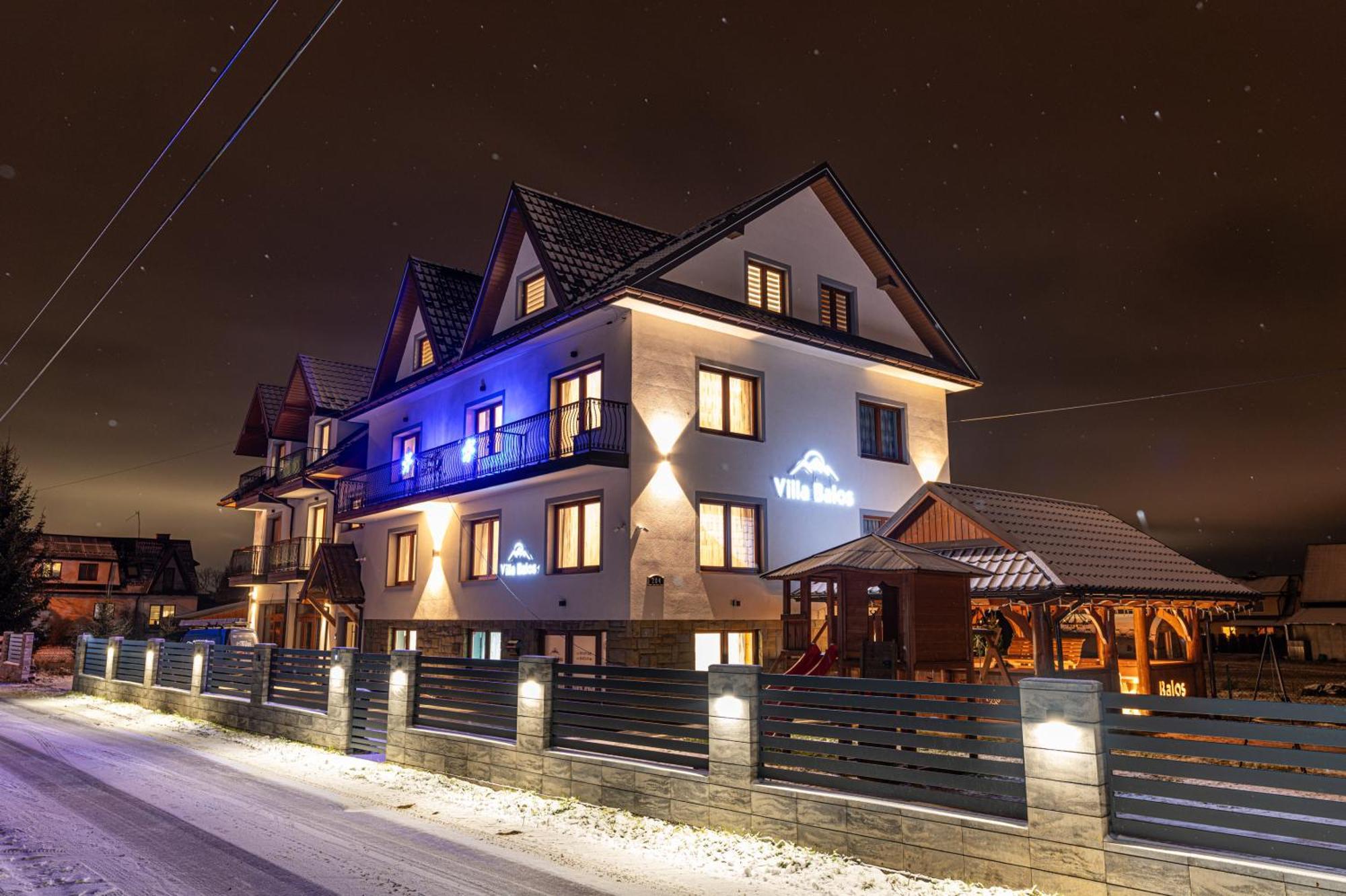 Villa Balos Gronkow Exterior photo